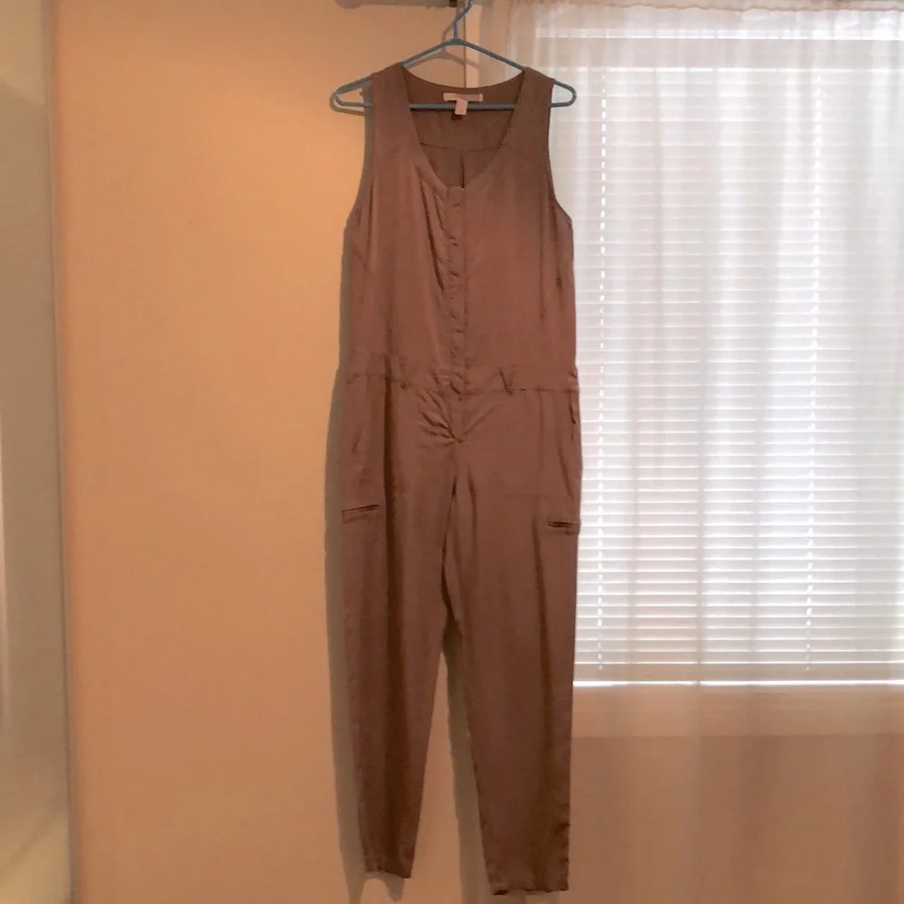 Forever 21 Jumpsuit. - Picture 1 of 2